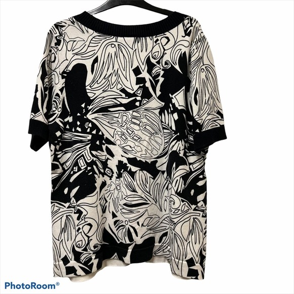 Lane Bryant Short Sleeve Fly Away Cardigan  Size 18/20 - Picture 2 of 4